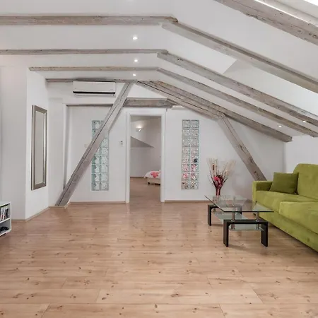 Sweet Nest Under The Dome Apartamento